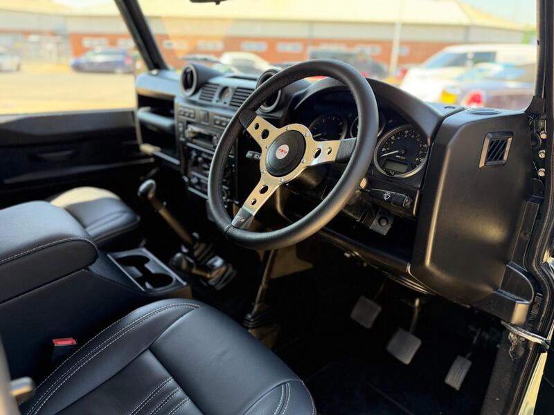 Land Rover Defender 110 view 2