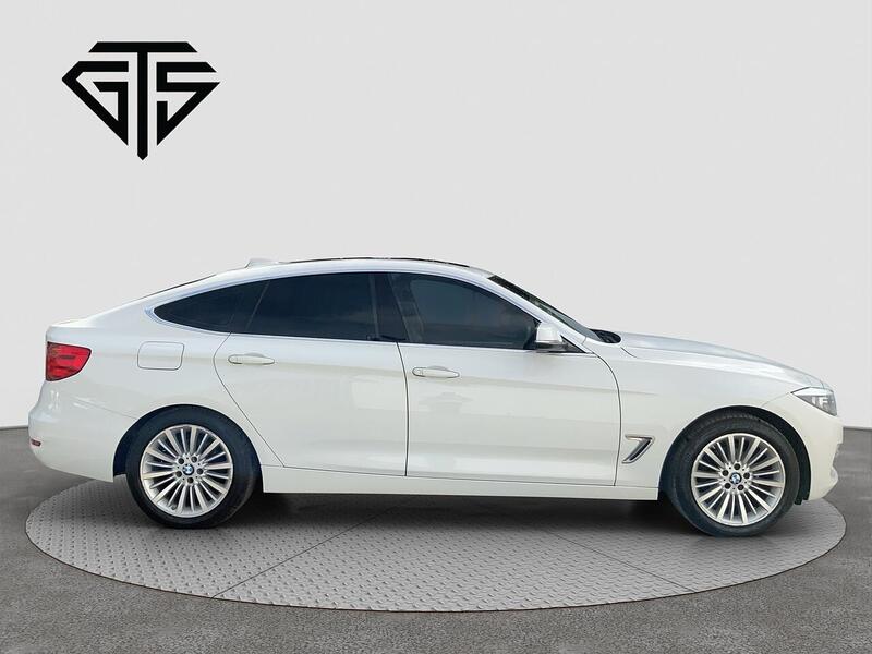 BMW 3 Series Gran Turismo view 2