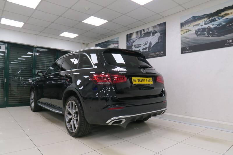 Mercedes-Benz GLC view 4