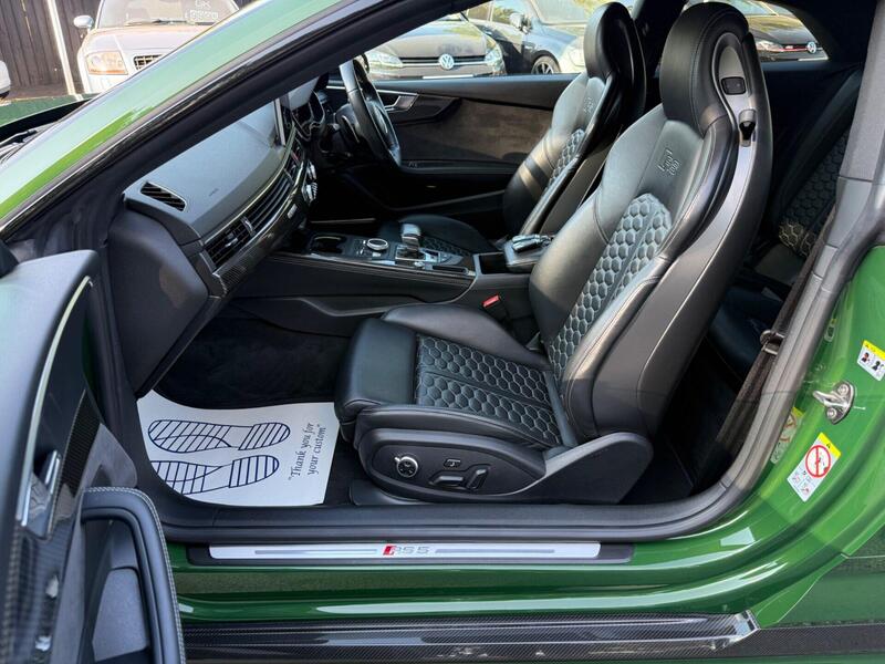 Audi Audi RS5 view 3