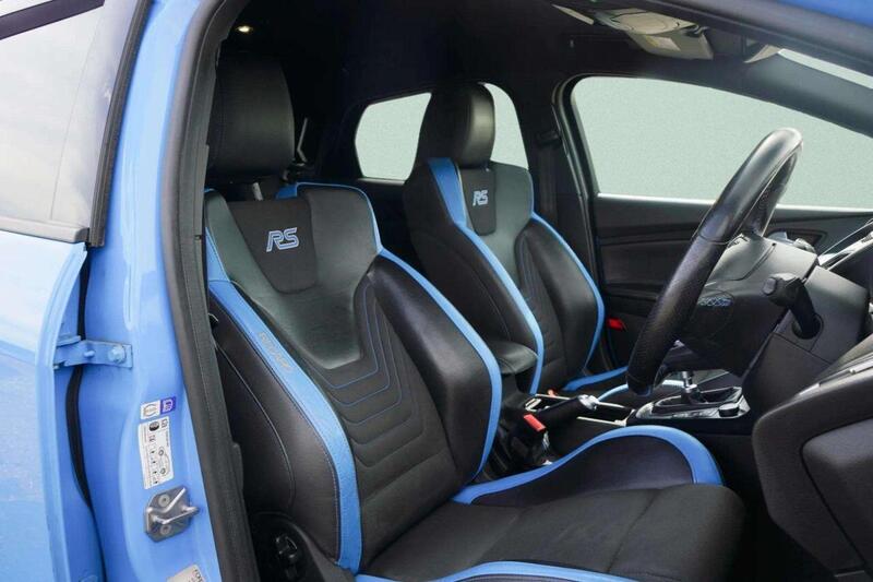 Ford Focus view 2
