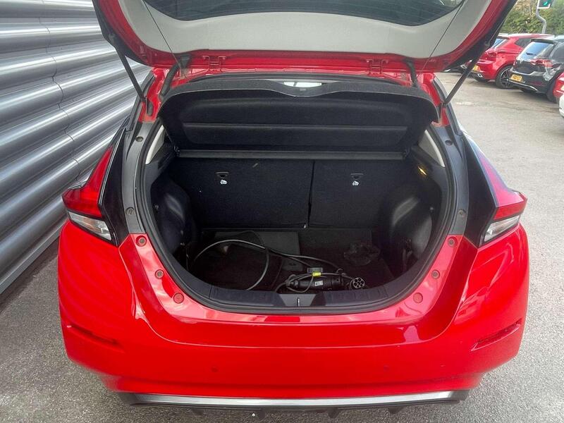 Nissan Leaf view 7