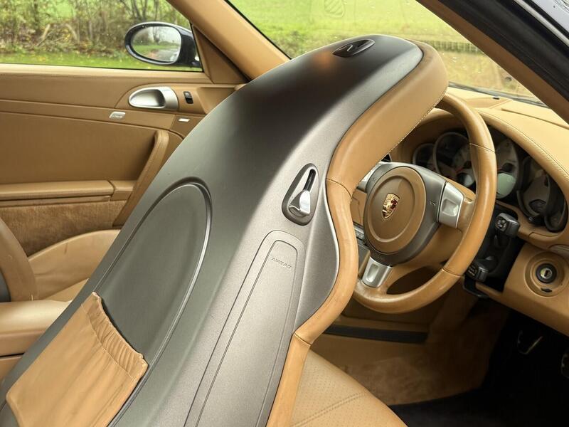 Porsche 911 view 49