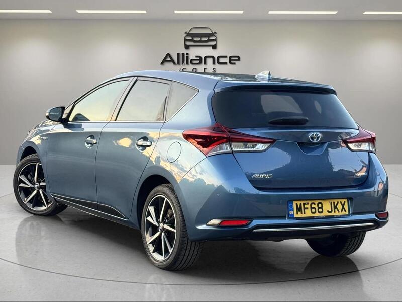 Toyota Auris view 3