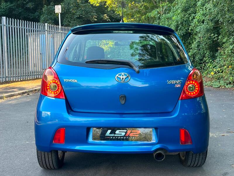 Toyota Yaris view 7