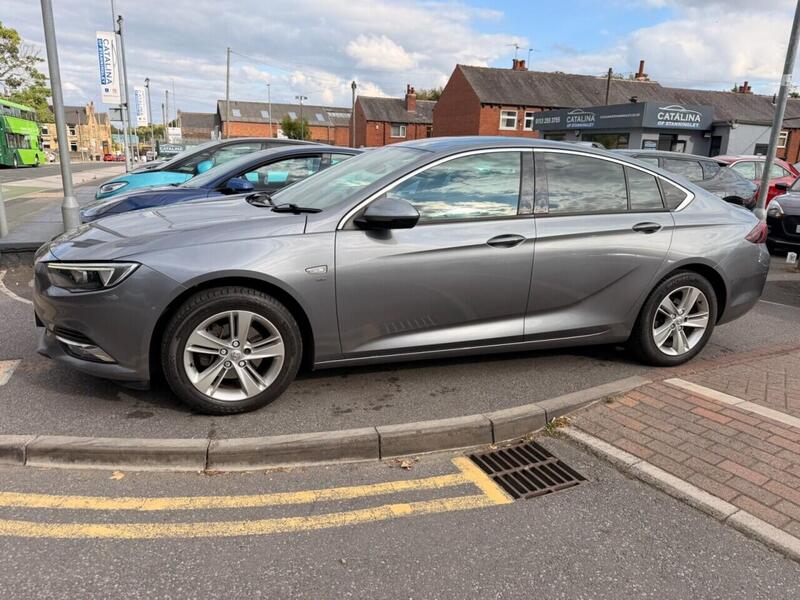Vauxhall Insignia view 7