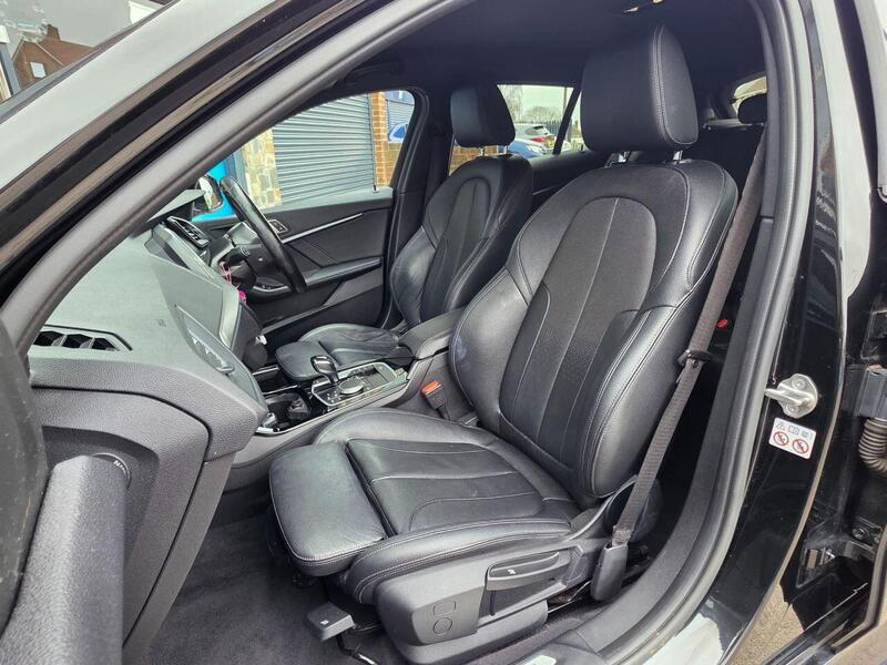 BMW 1 Series view 7