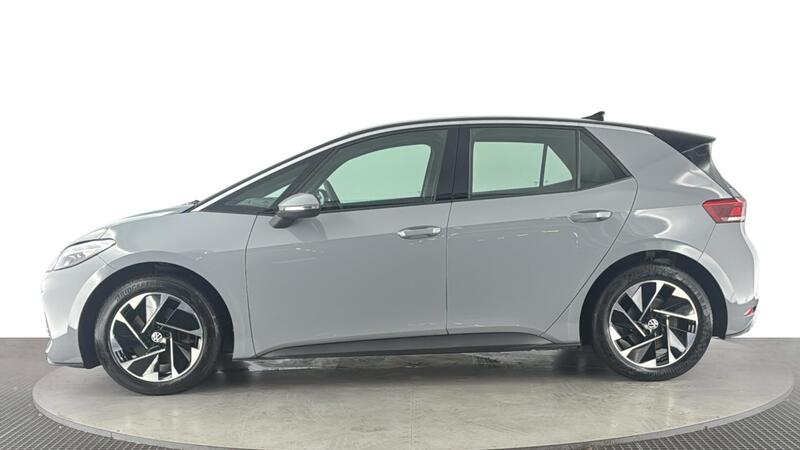 Volkswagen Id.3 view 7