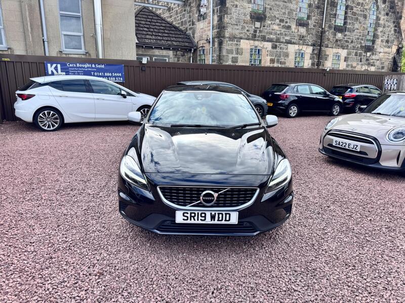 Volvo V40 view 3
