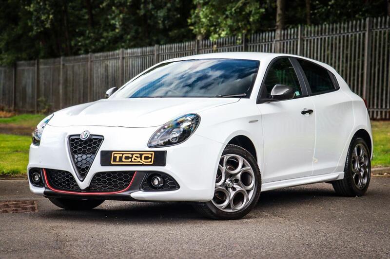 Alfa Romeo Giulietta main image