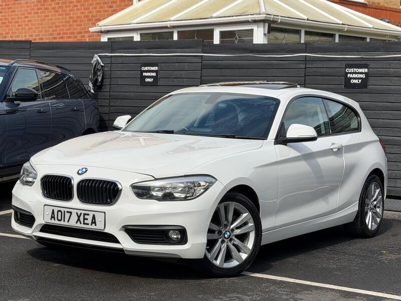 BMW 1 Series view 7