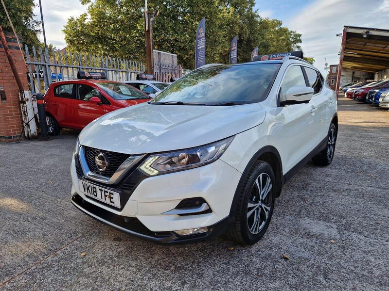 2018 Nissan Qashqai in White for sale