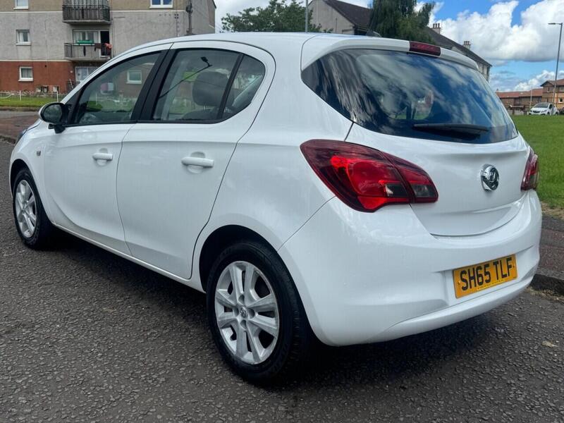 Vauxhall Corsa view 3