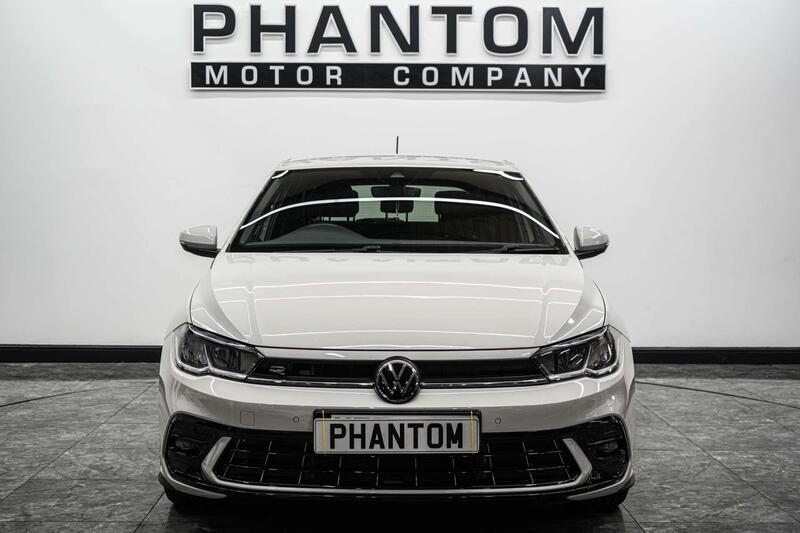 Volkswagen Polo view 2