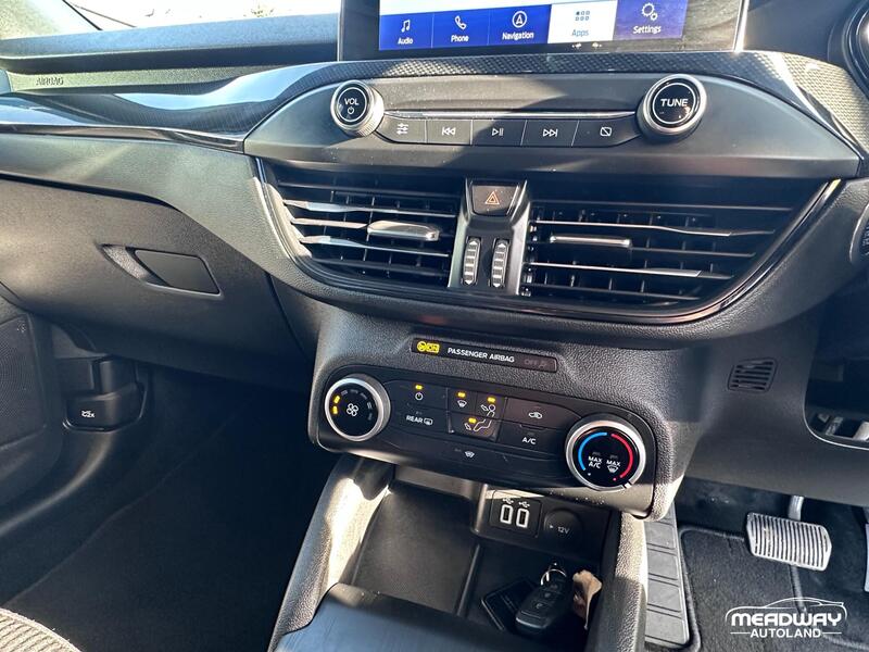 Ford Focus view 7