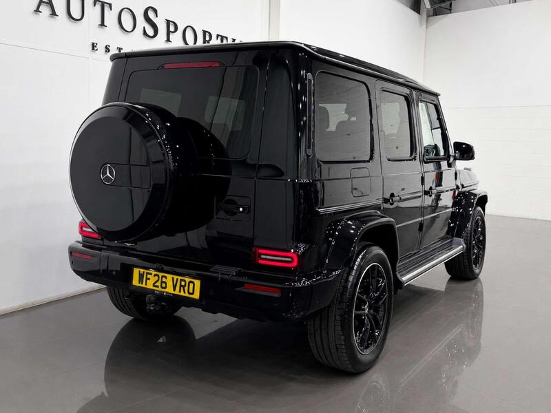 Mercedes-Benz G-Class view 4