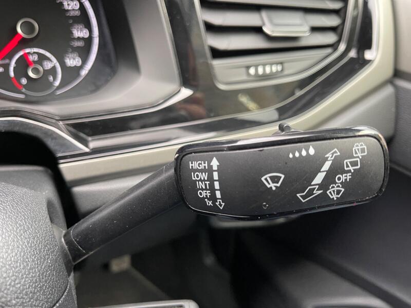 Volkswagen Polo 1.0 TSI Match Euro 6 (s/s) 5dr thumbnail 45