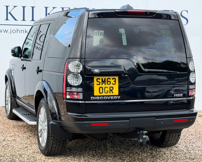 Land Rover Discovery 4 view 3