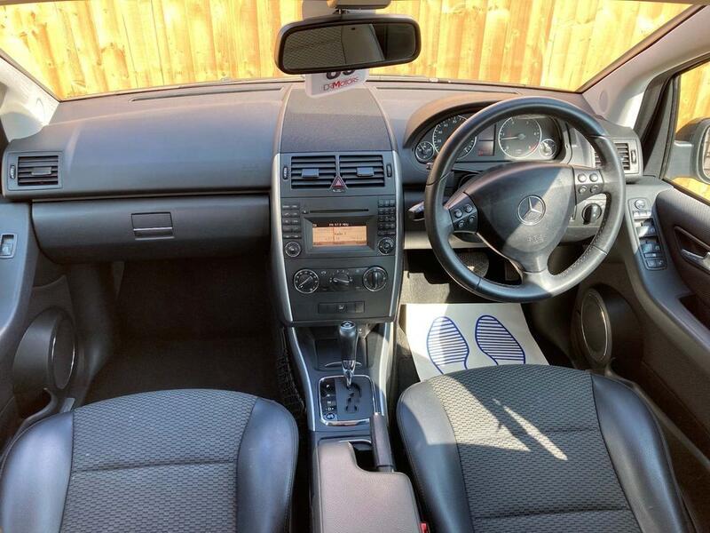 Mercedes-Benz A view 3