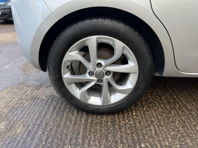 Vauxhall Corsa view 22