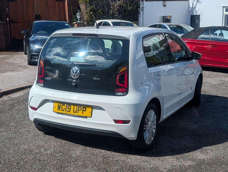 Volkswagen Up! view 2