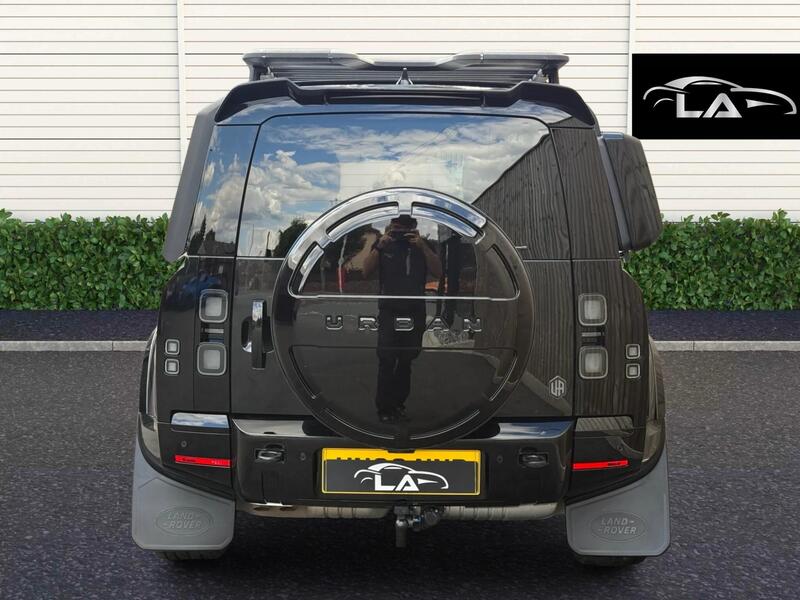 Land Rover Defender view 7