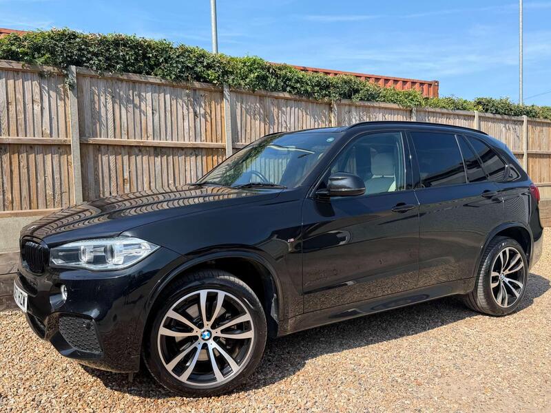 BMW X5 view 4