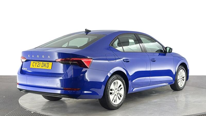 Skoda Octavia view 4