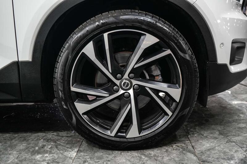Volvo XC40 view 7