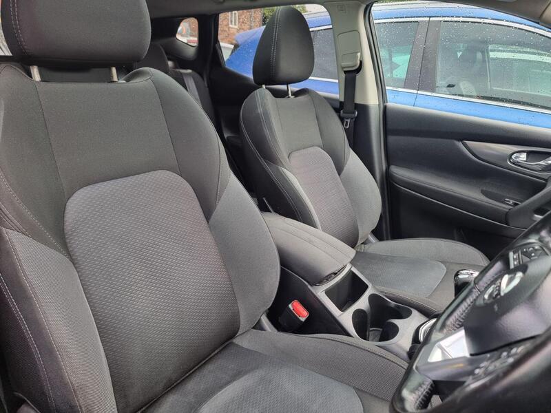 Nissan Qashqai view 5