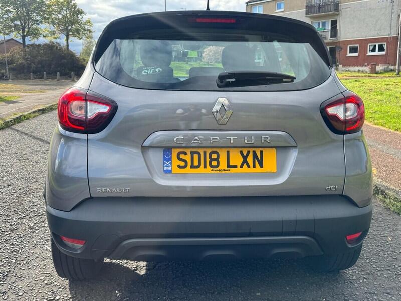 Renault Captur view 4