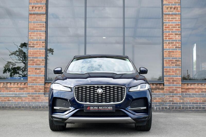 Jaguar F-Pace view 4