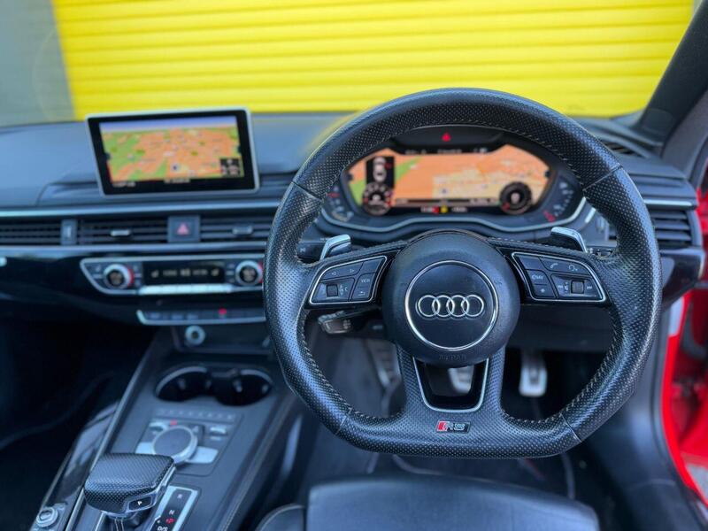 Audi Audi RS5 view 2