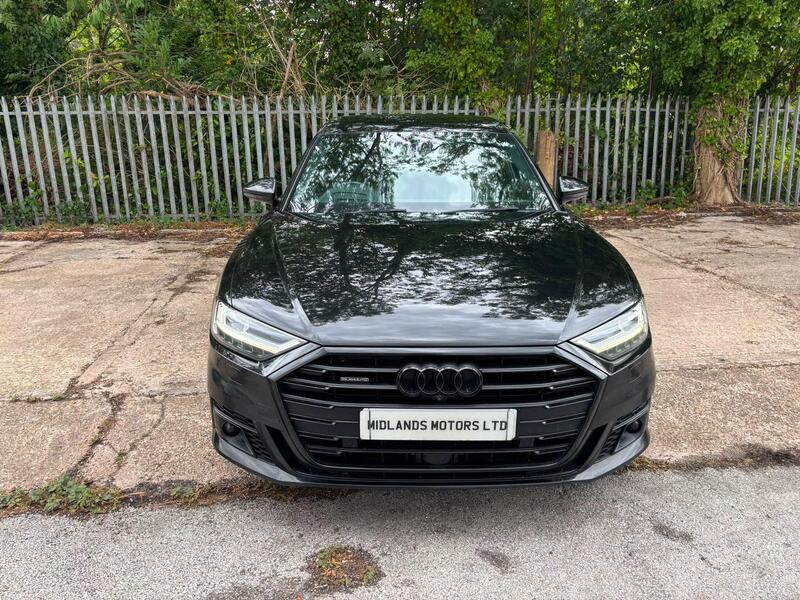 Audi A8 view 5