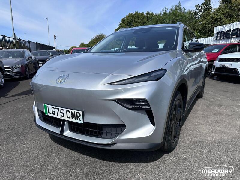 MG MGS5 Ev view 3
