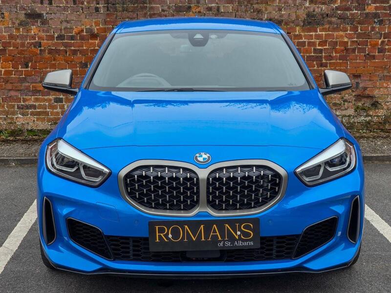 BMW 1 Series view 4