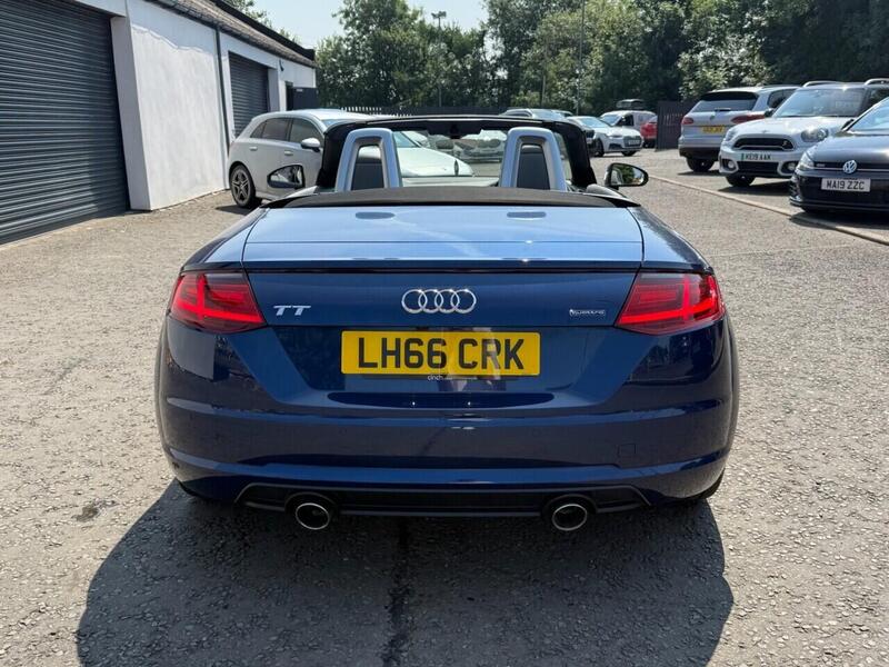 Audi Audi TT view 5