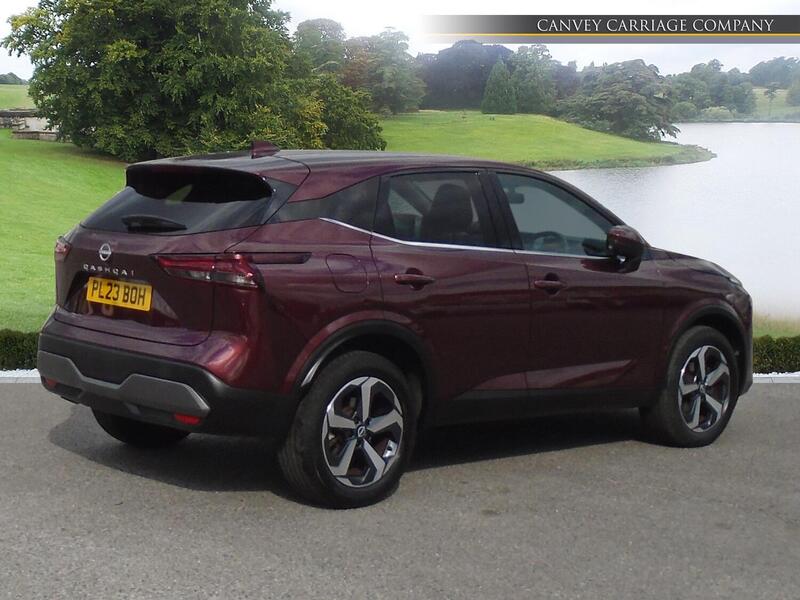 Nissan Qashqai view 2