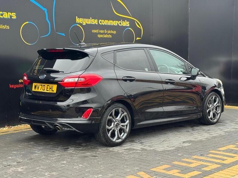 Ford Fiesta view 5