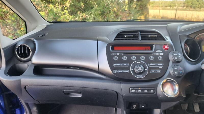 2012 Honda Jazz — photo 27