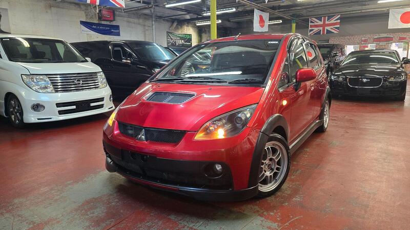 Mitsubishi Colt main image
