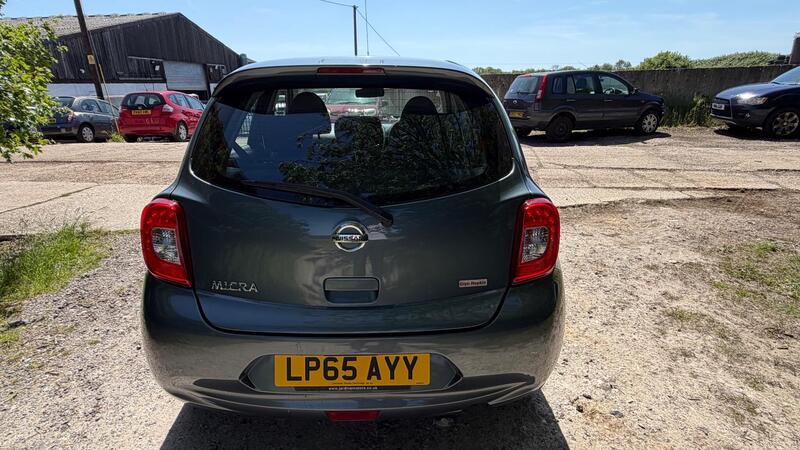 2015 Nissan Micra — photo 6