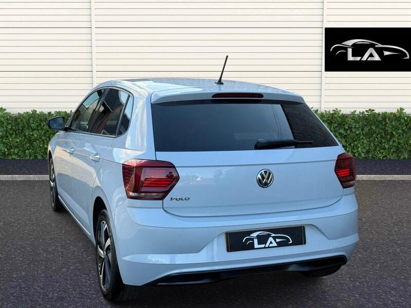 Volkswagen Polo view 6