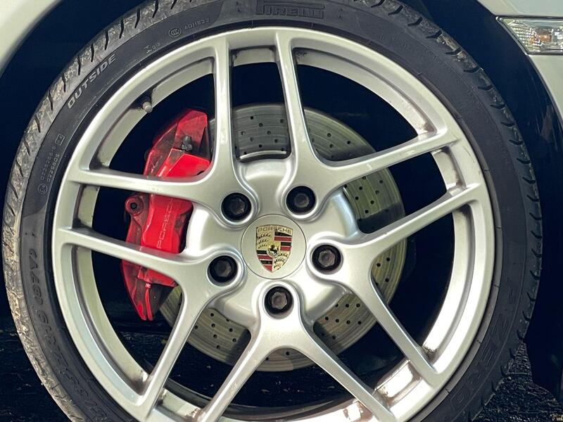 Porsche 911 view 58