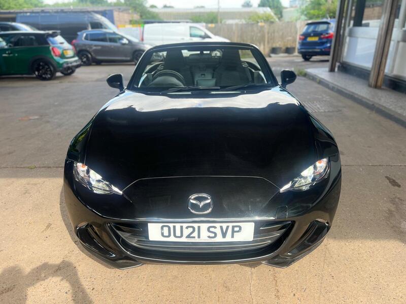 Mazda MX 5 view 2