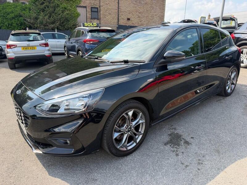 Ford Focus view 5