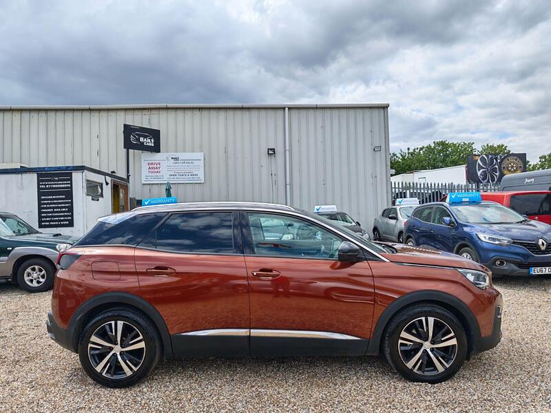 Peugeot 3008 view 6