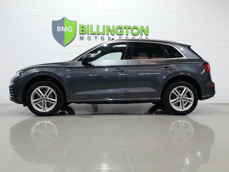 Audi Audi Q5 view 4