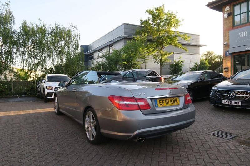 Mercedes-Benz E-Class view 6