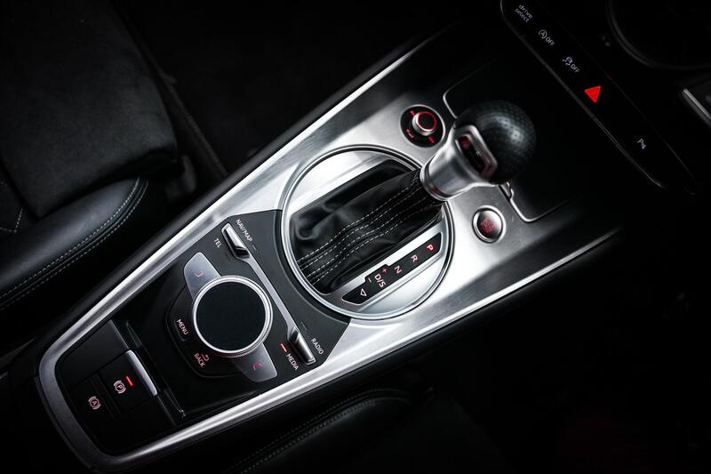 Audi TT view 5